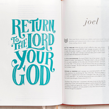 Load image into Gallery viewer, CSB She Reads Truth Bible, Poppy Linen, Indexed