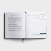 Load image into Gallery viewer, Candace Cameron Bure - 100 Days of Joy and Strength - A Devotional Journal