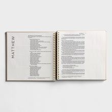 Load image into Gallery viewer, NIV Illustrating Bible - The Gospels