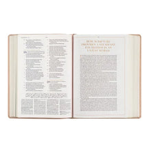 Load image into Gallery viewer, CSB Women's Study Bible: Sonora Theme
