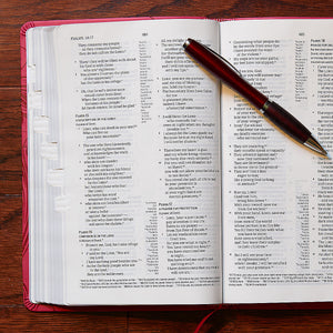 CSB Ultrathin Reference Bible, Pink LeatherTouch, Thumb-Indexed