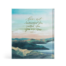 Load image into Gallery viewer, HOSANNA REVIVAL ESV BIBLE : MOUNTAIN HOME THEME (GOLD)
