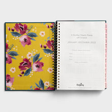 Load image into Gallery viewer, Studio 71 - Floral - 2022 Weekly Monthly Planner
