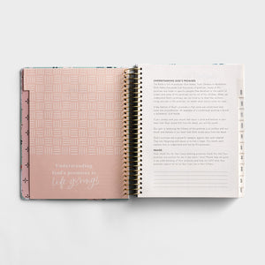 Peace in Every Promise - 2022-2023 18-Month Premium Devotional Planner (Studio 71)